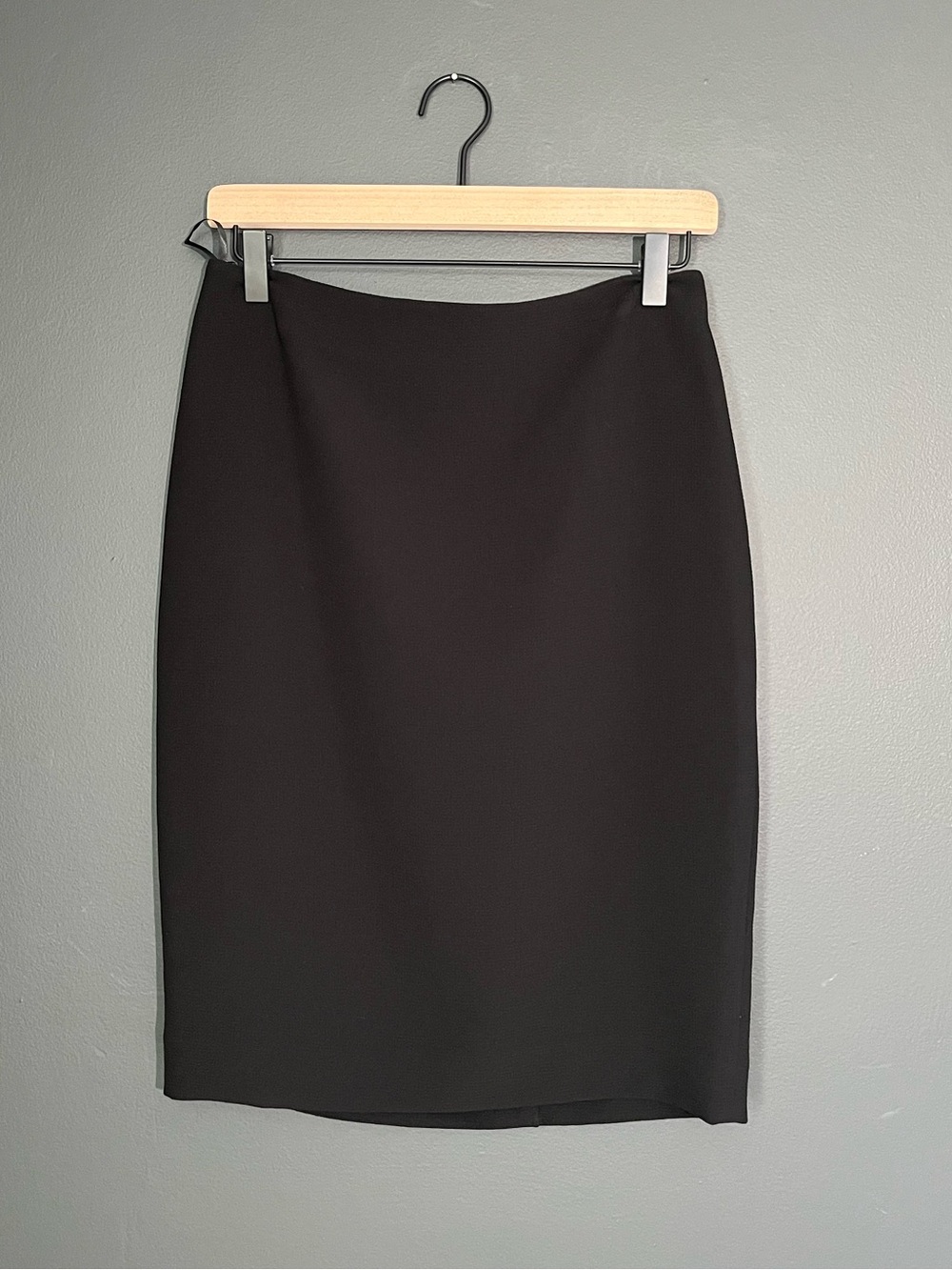 Karl Lagerfeld Paris Black Pencil Skirt NWT Size 2